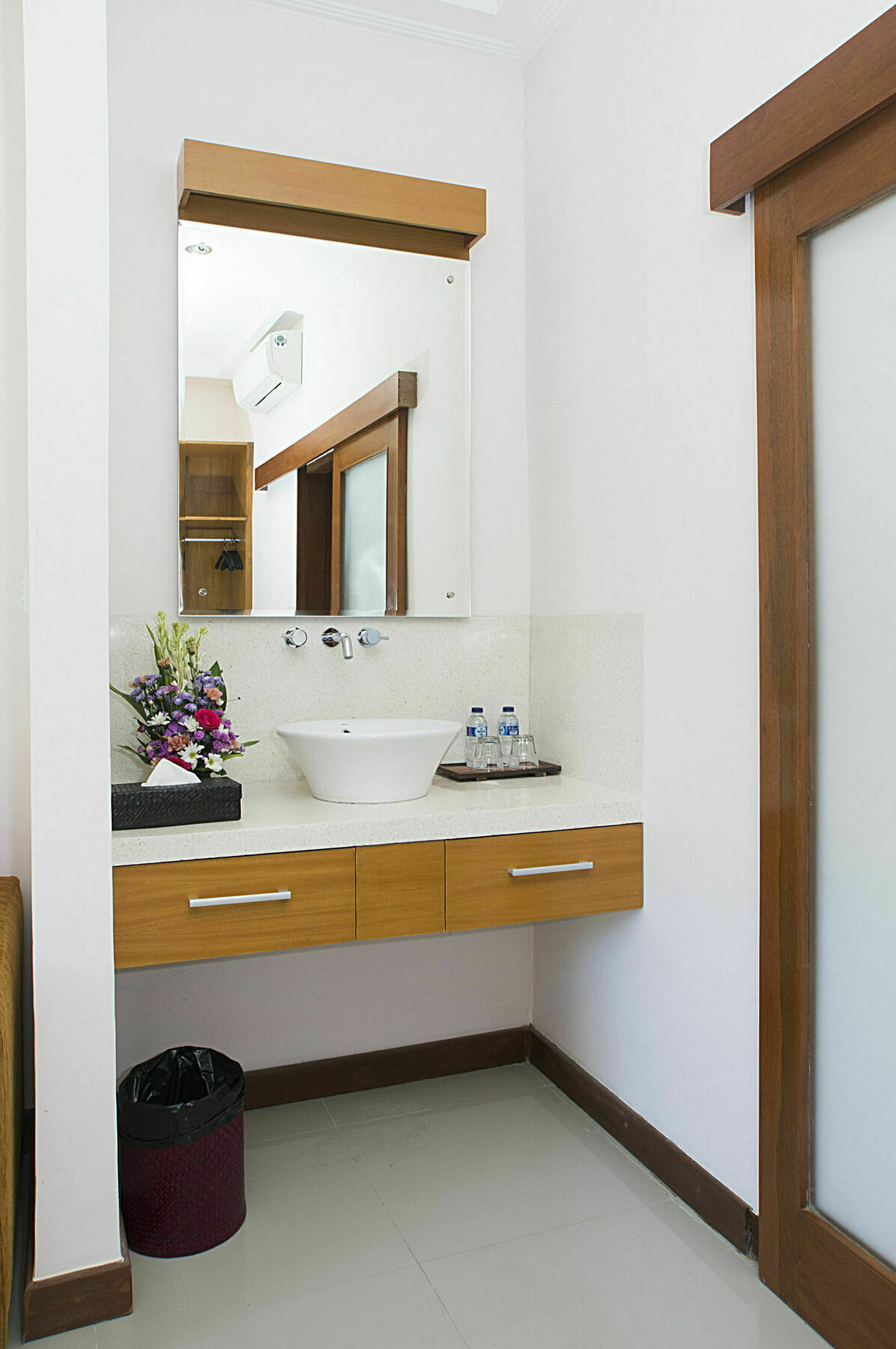 Md Guesthouse By Best Deals Asia Hospitality Seminyak Exteriör bild